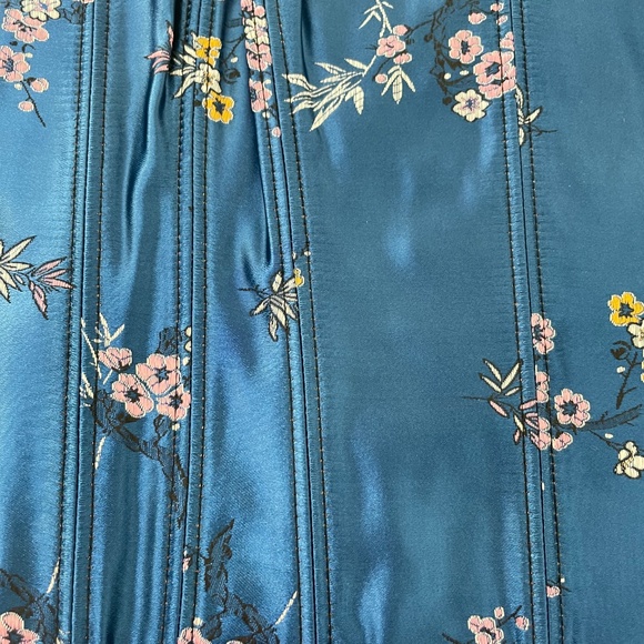 NWT: Blue Brocade Rear Lace Up Corset w/ Match Thong & Garter Belts - Picture 8 of 9